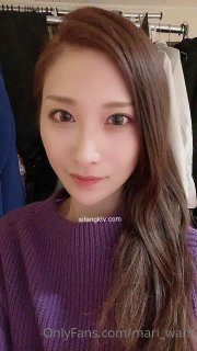 美团外卖小哥为了好评陪寂寞美女吃麻辣香锅最后你懂得.